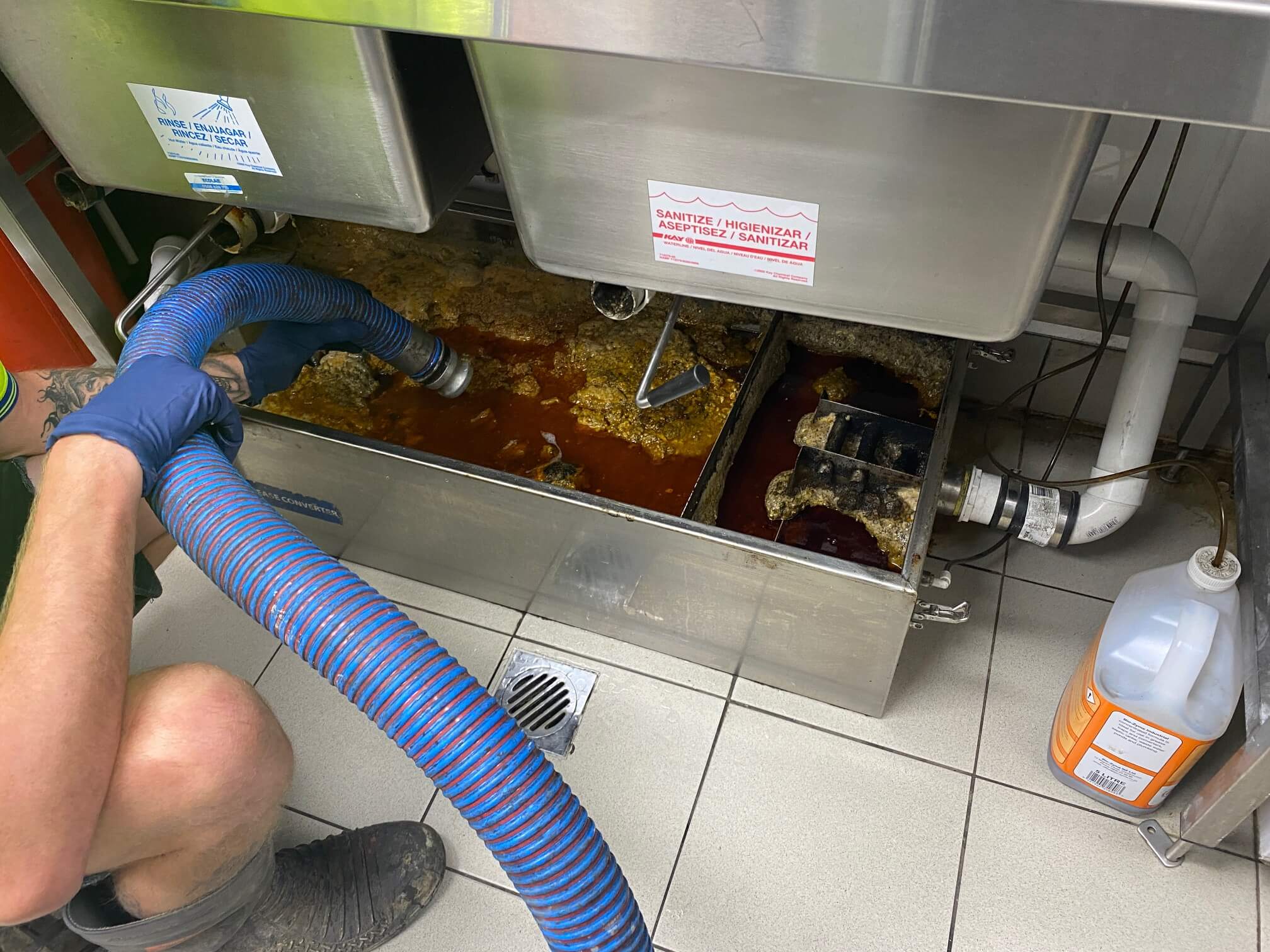 Grease Trap Cleaning in Sealy